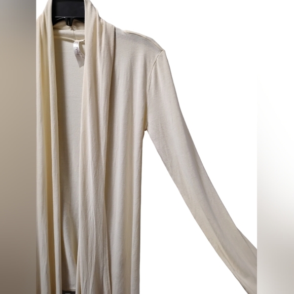 Cristina Love, Cream White Cardigan Size:Small - Picture 4 of 5